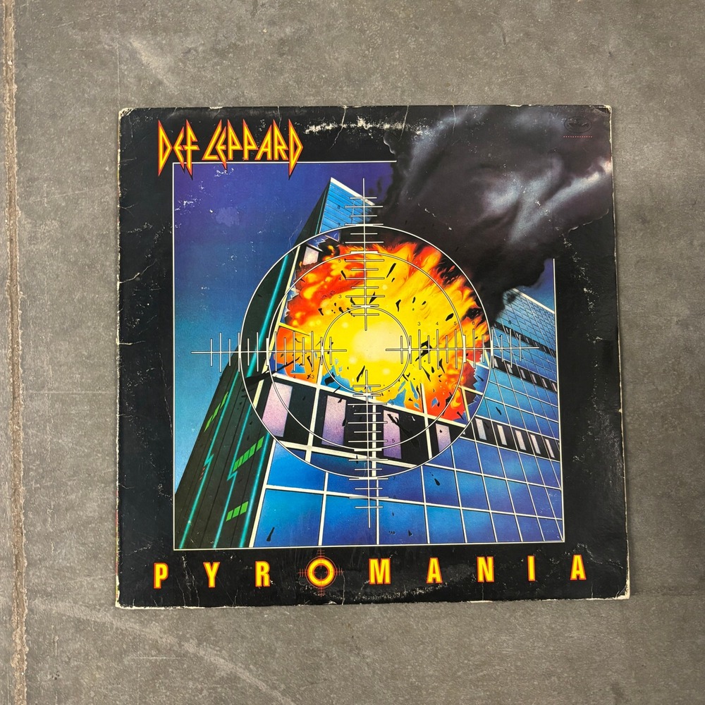 Def Leppard Pyromania Vinyl LP 1983 Mercury Records 422-810308-1 Hard Rock Album